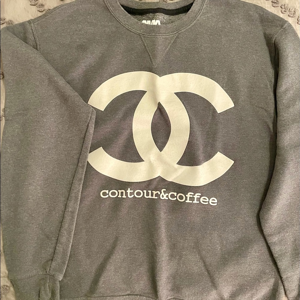 Oversized sweatshirt